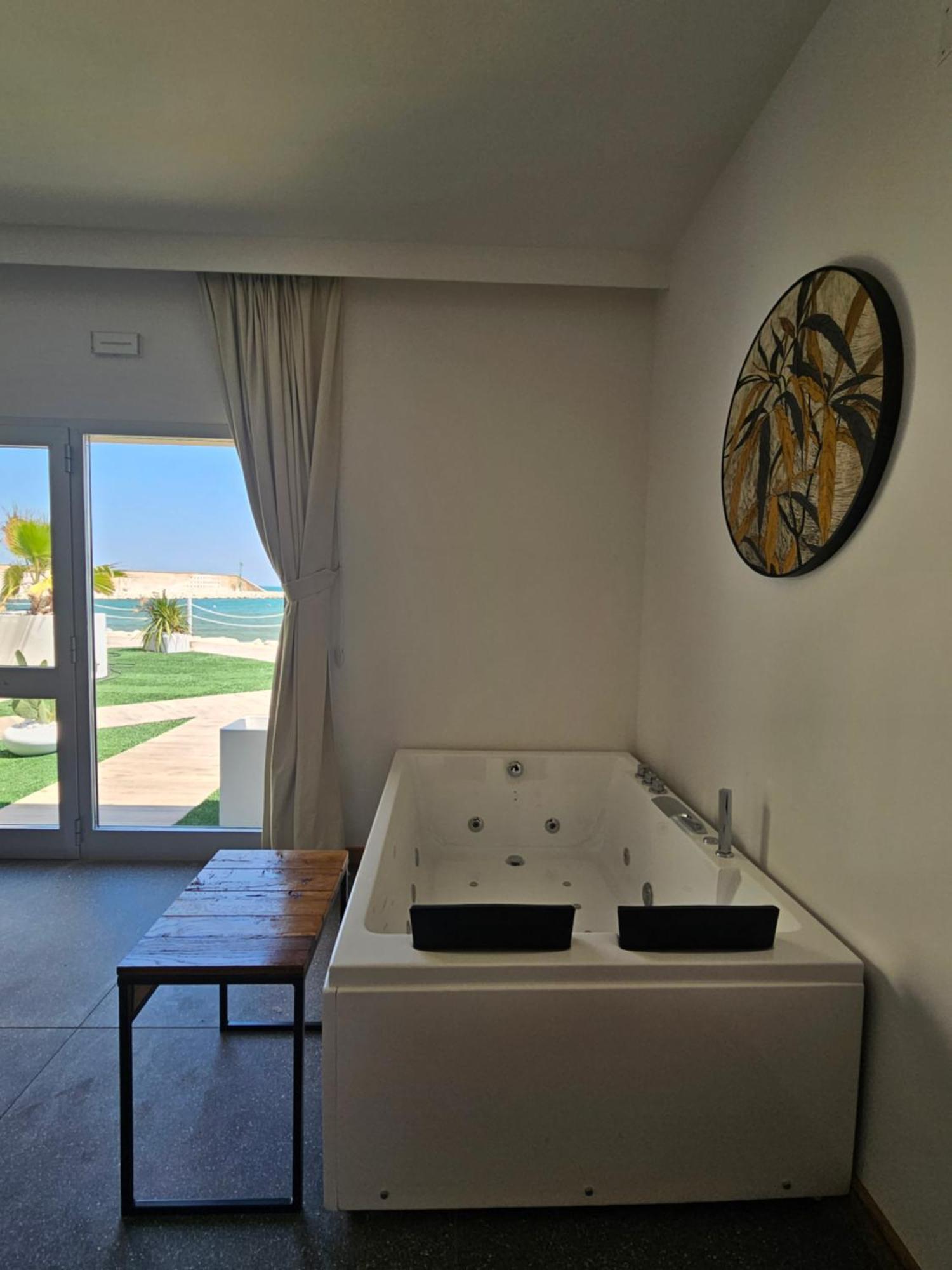 Dada Suites And Sea Marina Di Montenero Esterno foto